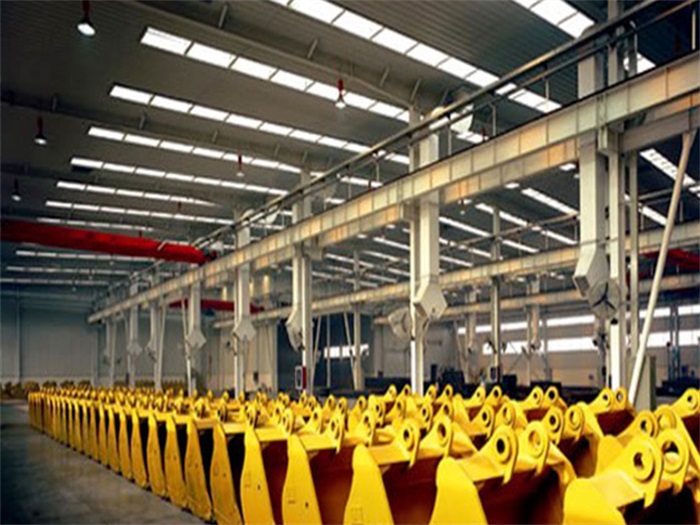 石嘴山徐工集团挖掘机装配车间